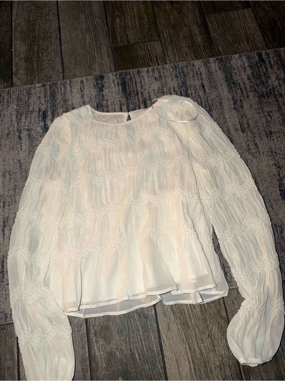 NWT Avec Les Filles Delicate Horizontal Smocked Blouse